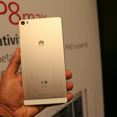huawei-ascend-p8-max-hands-on11.jpg