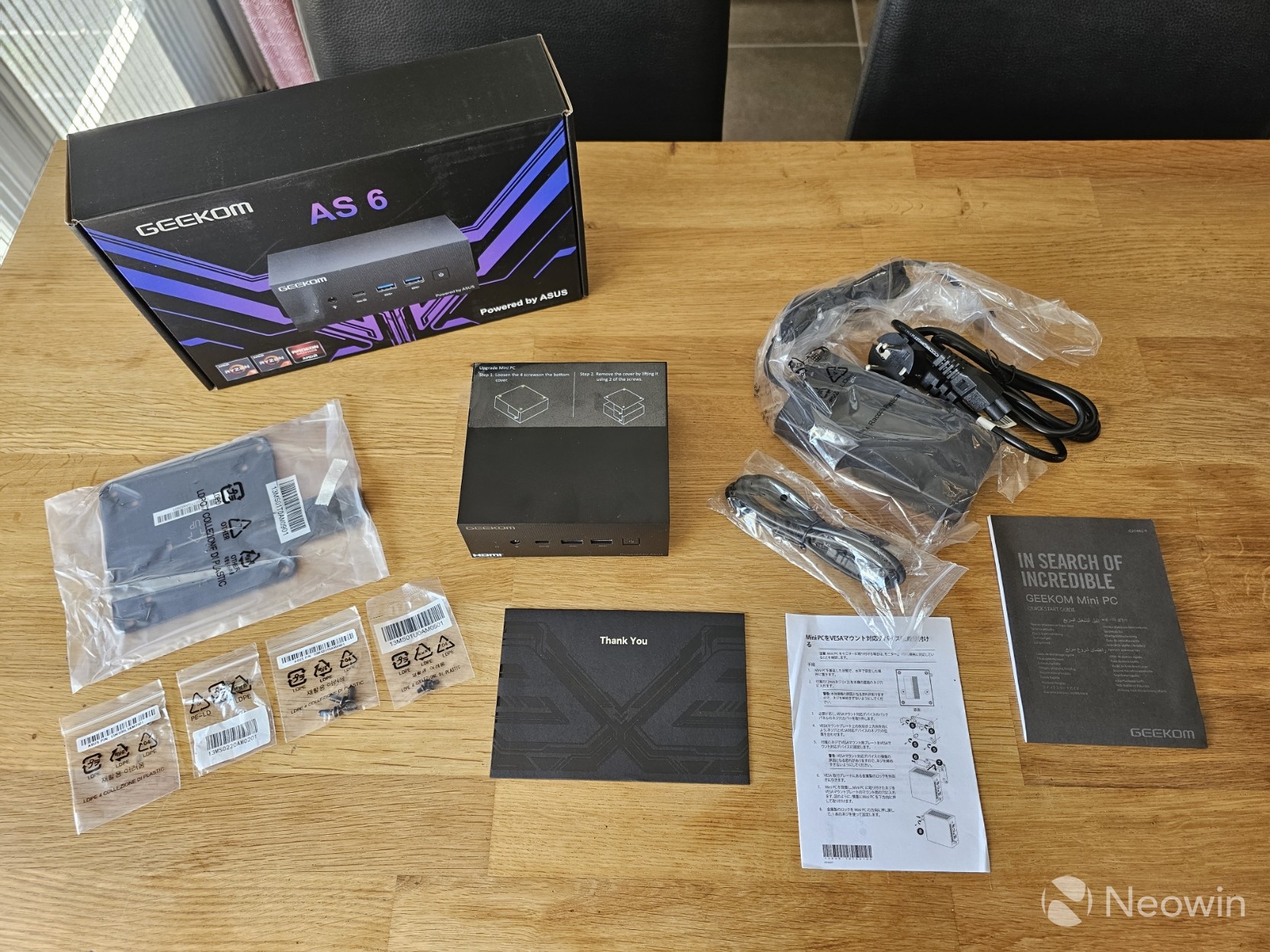 GEEKOM AS 6: Mini PC with AMD Ryzen 9 6900HX