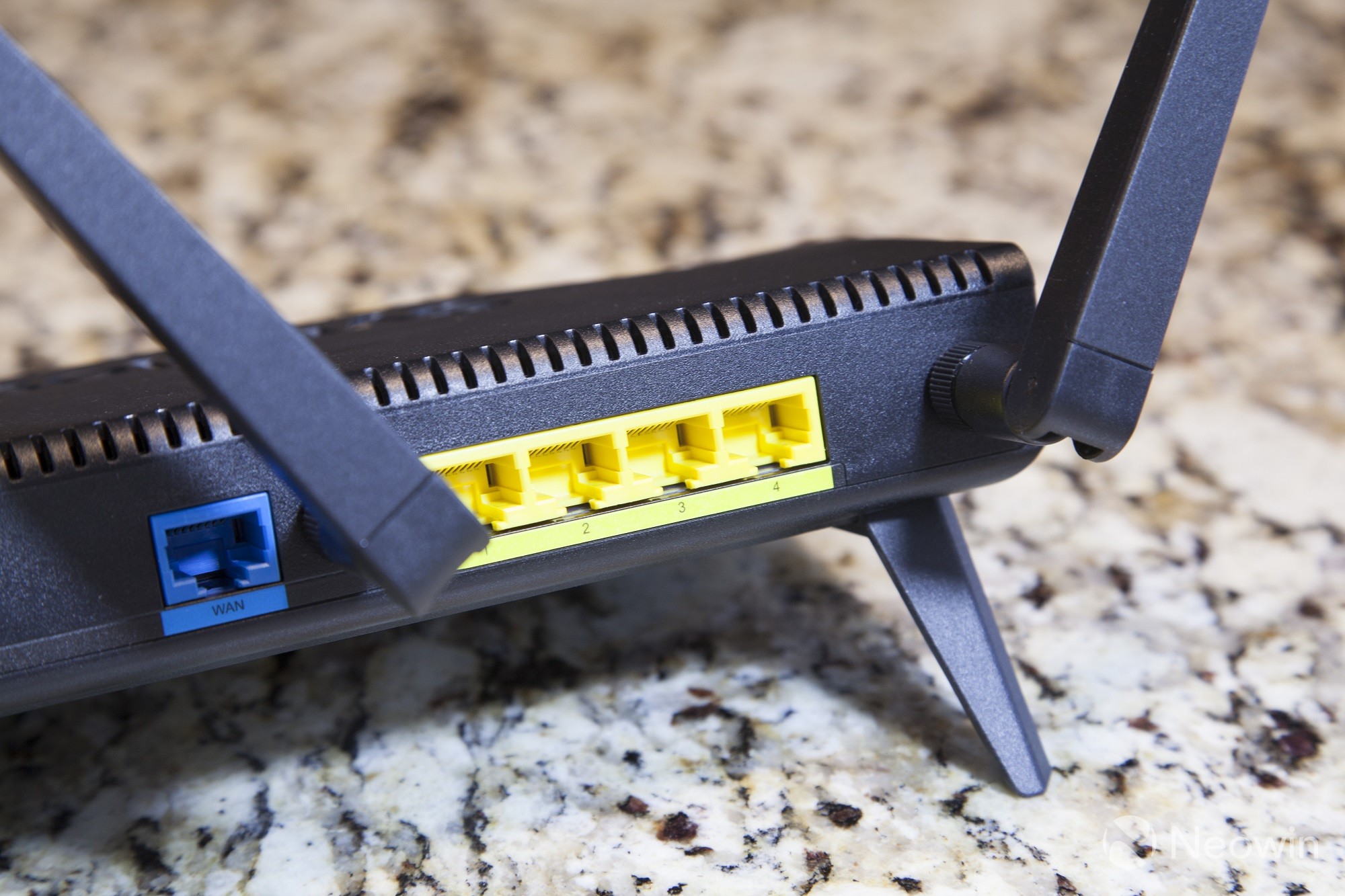 Lys Træ ilt Not just storage anymore: the Synology RT1900ac home router review - Neowin
